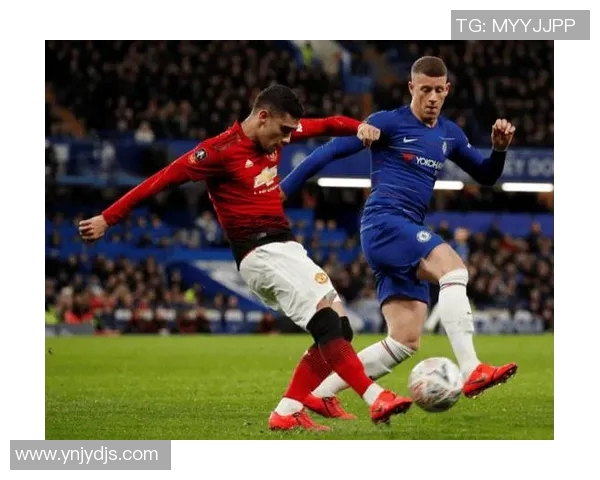 切尔西与曼联历史交锋回顾及战绩分析探讨